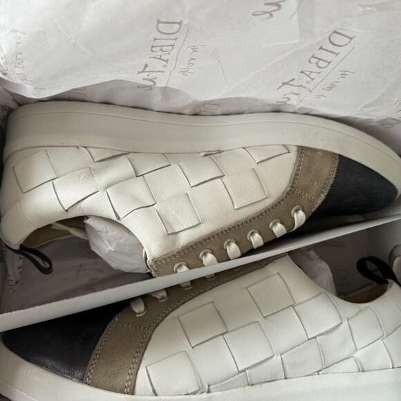DIBA TRUE Yuli Ana Sneaker in White and Black Leather, Size 11, New in Box - Picture 16 of 16